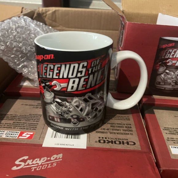 Snap On Tools 2 pk Ceramic Collector Edition Mugs - Picture 4 of 8